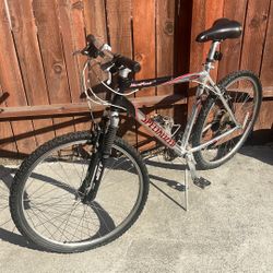 Specialized Hard rock Mountain Bike