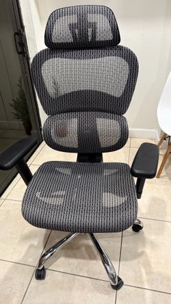Used Office chair like new silla