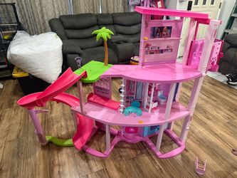Barbie dream house! Almost new