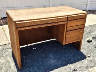 Solid oak desk FREE FREE F