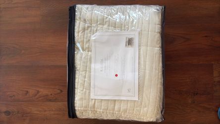 Queen Coverlet Set