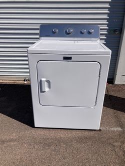 Maytag electric dryer in good condition, clean and nice, one month warranty, delivery available.