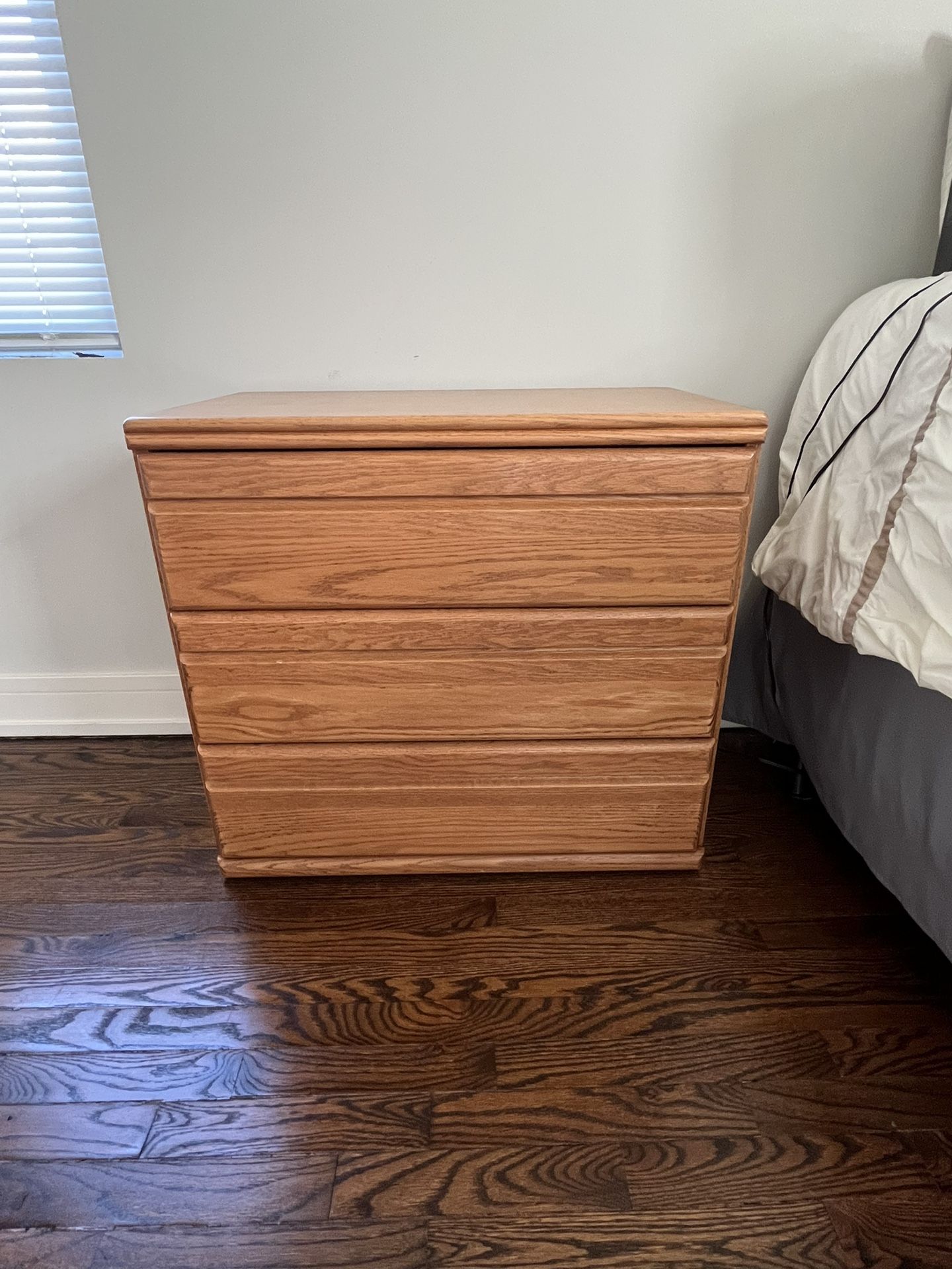 Wood Dresser