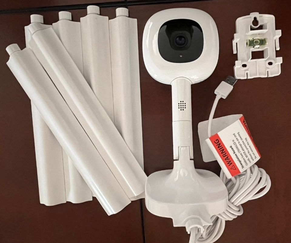Nanit Pro Wall Mounted Smart Baby Monitor Camera Wall Mount + Adapter N301 White