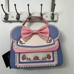 BNWT Minnie Loungefly Lace Purse