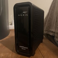 Arris Surfboard SB6183 Modem