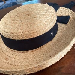 VINTAGE HELEN KAMINSKI HAT