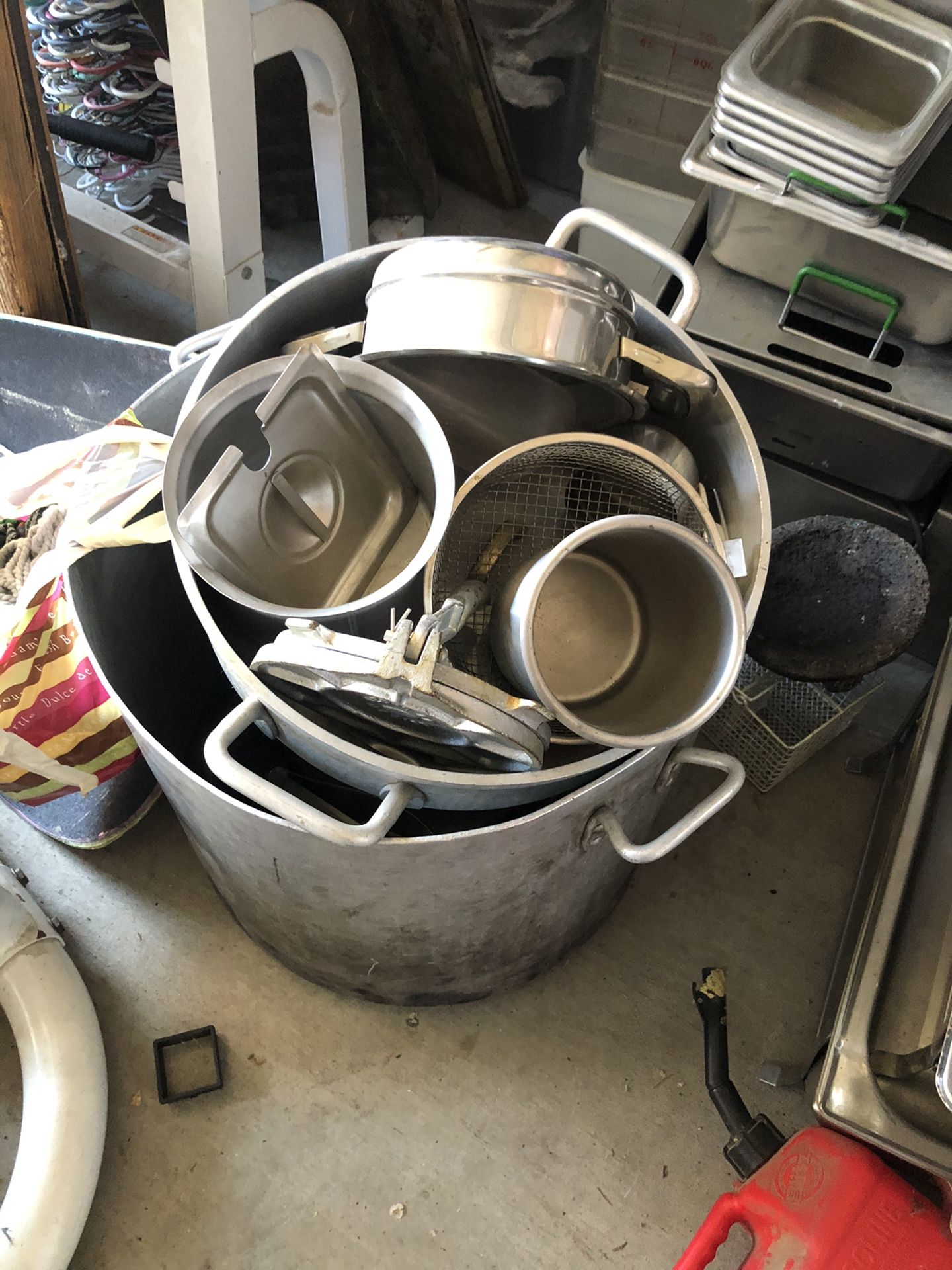 Restaurant blender parts Benz you name it I got it