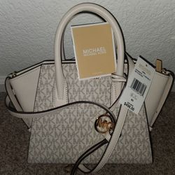 BRAND NEW!! Michael Kors Purse (Price Tag Shows $498)