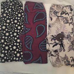 3 Pair-One Size LuLaRoe Leggings