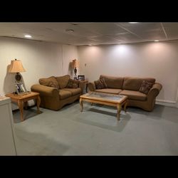 Living Room And Dinette Set