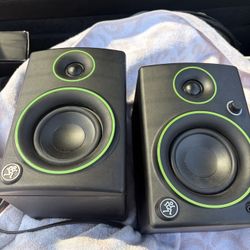 Creative Reference 3 Studio Speaker 