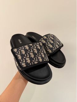 dior man slipper