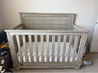 Crib with mattress for sale