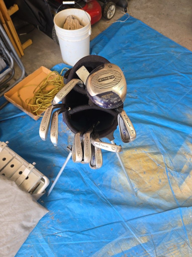 Golf clubs