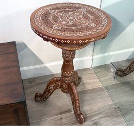 Beautiful Mother of Pearl Inlaid Table (30.5” x 19”)