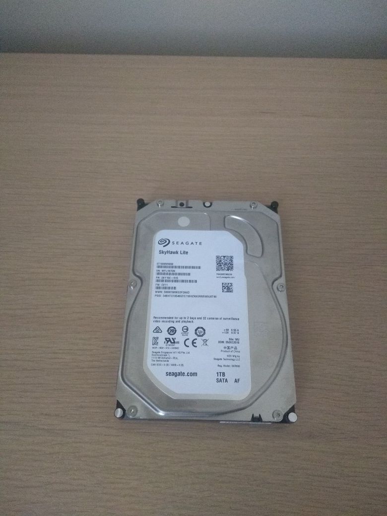 3.4in Seagate Skyhawk Lite Hard Drive 1tb