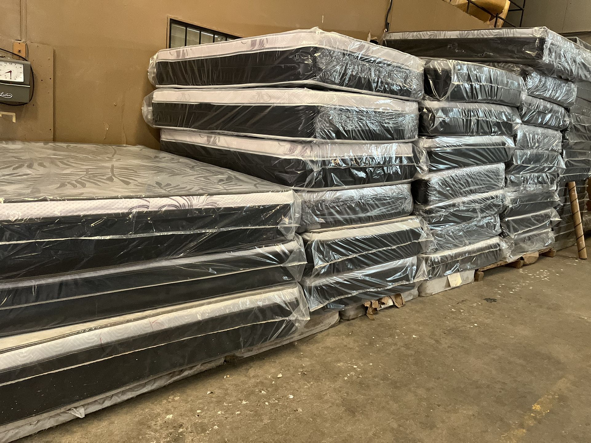 832 798 31 40 New Mattresses For Sale Start $ 199 and Up ⬆️ Colchones En Venta