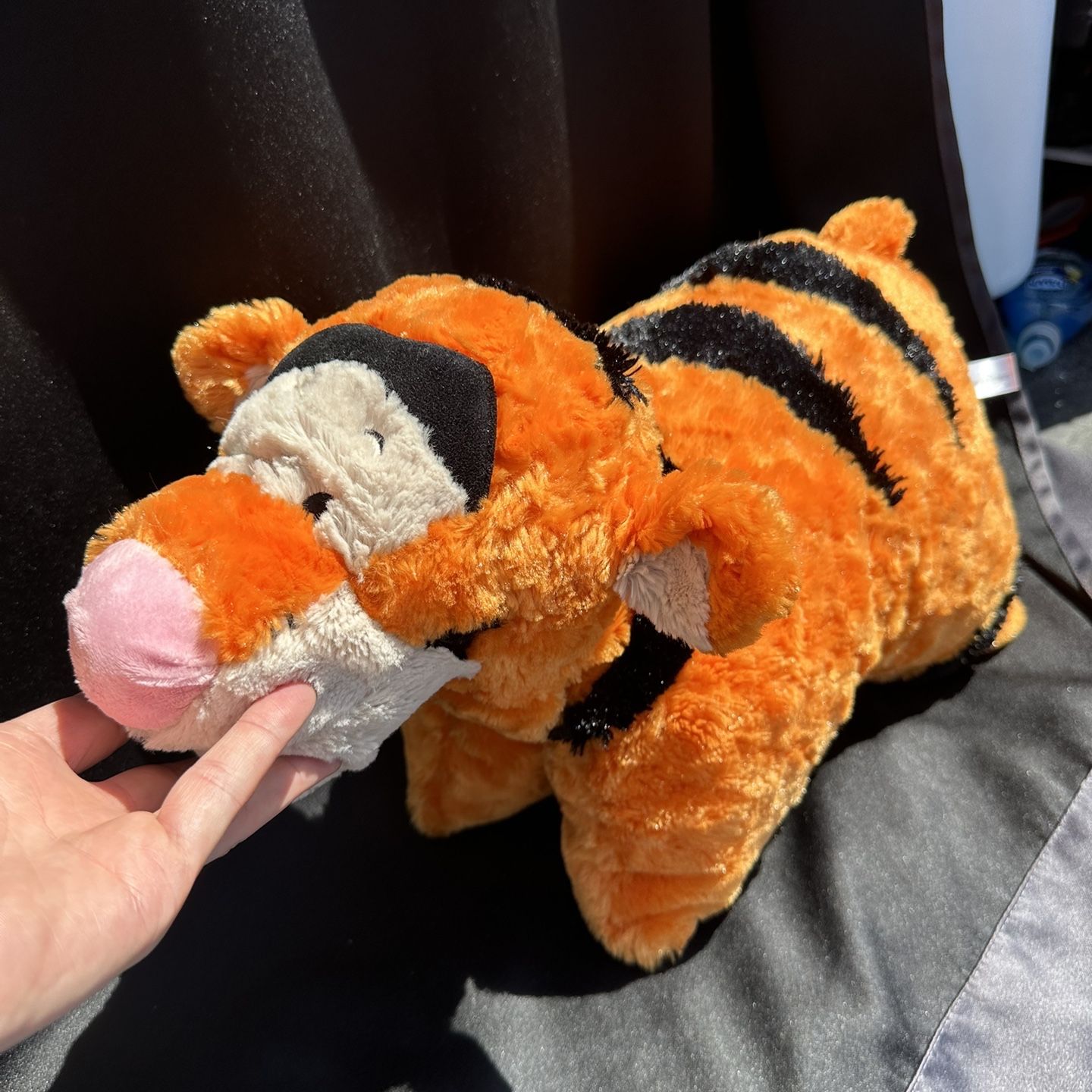 Disney Theme Parks Tigger Pillow Pets Large 20 x 20 Plush for