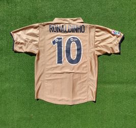 Ronaldinho Barcelona Jersey Size-L for Sale in Los Angeles, CA - OfferUp