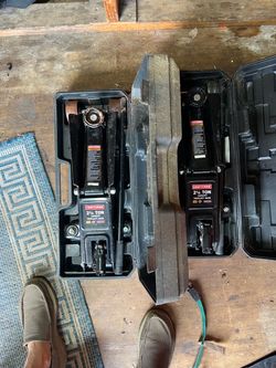 2-Craftsman 2 1/4 Ton Jacks