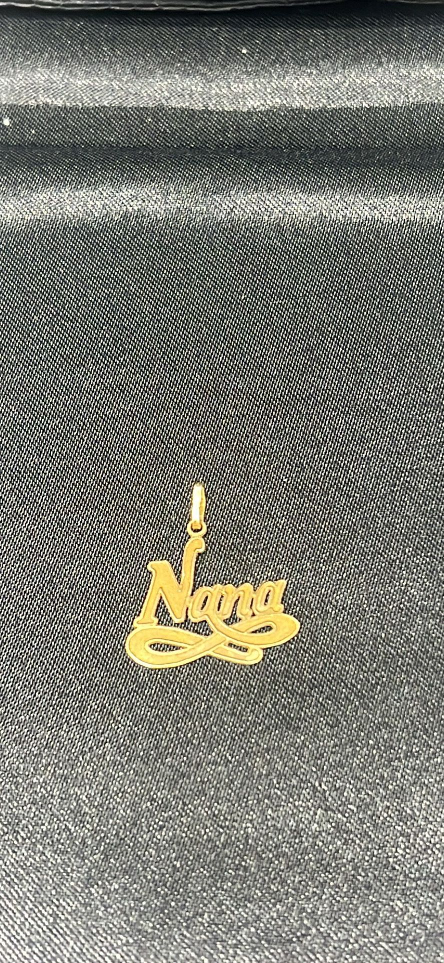 Nana Pendant 14K Gold .9 Grams