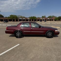 2004 Mercury Grand Marquis