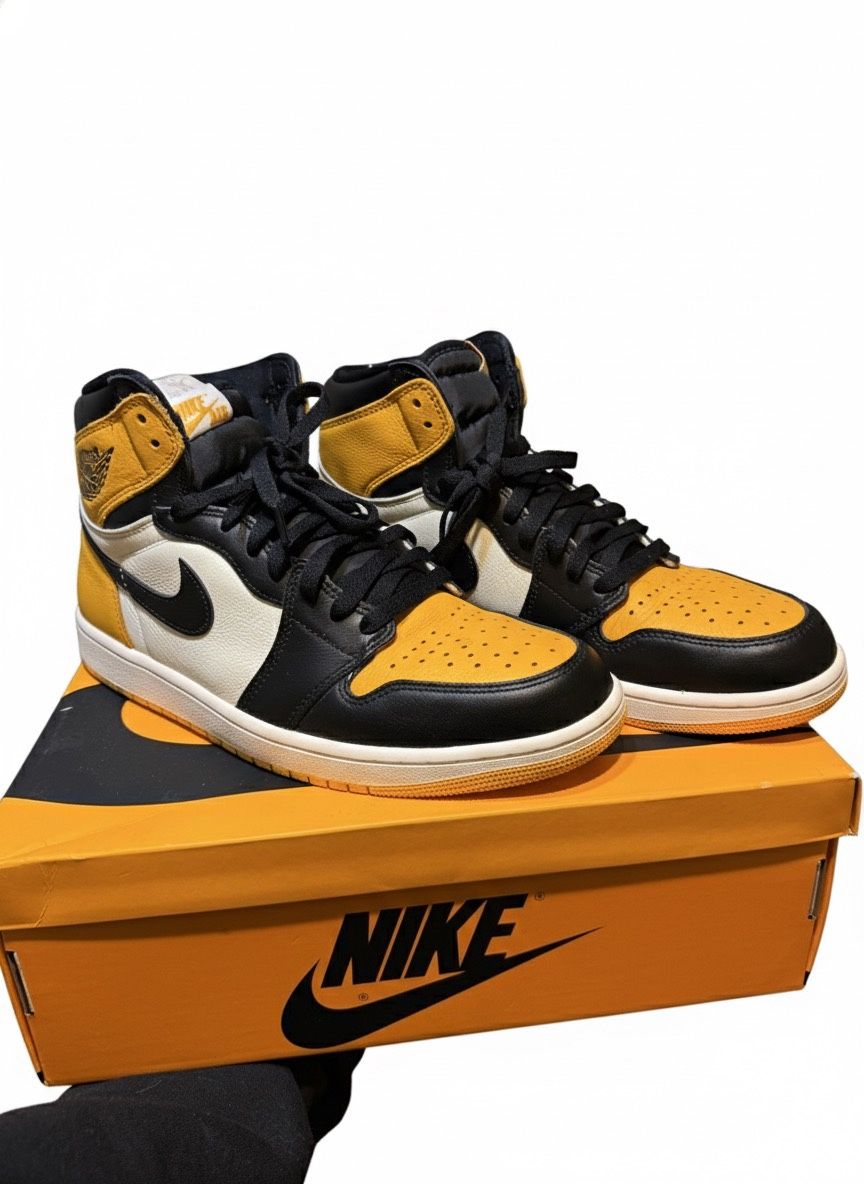 Size 10.5 - Jordan 1 Retro OG High Yellow Toe