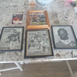 Chiefs Vintage Autographs Puctures Cards