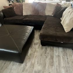 Sectional Couch 