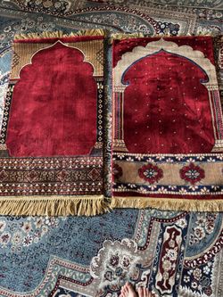 2 Red Rug Prayer Mats