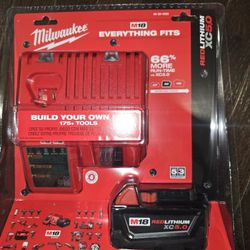 
Milwaukee
M18 18-Volt Lithium-Ion XC Starter Kit with One 5.0Ah Battery and Charger