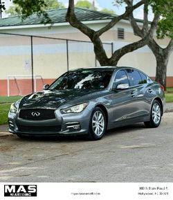 2015 INFINITI Q50