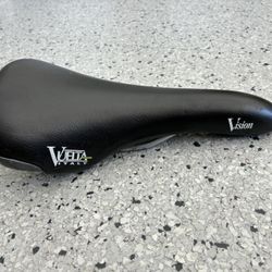 “VUELTA”  Bassano Vision of Italy Bicycle Saddle Seat. Pre Owned/ Good Condition