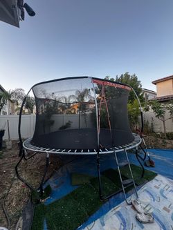 Trampoline