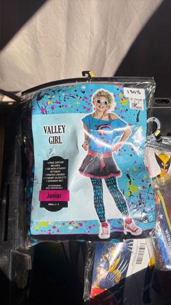Costume
