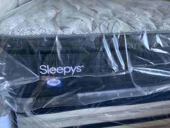 Brand new pillow top  queen size mattress