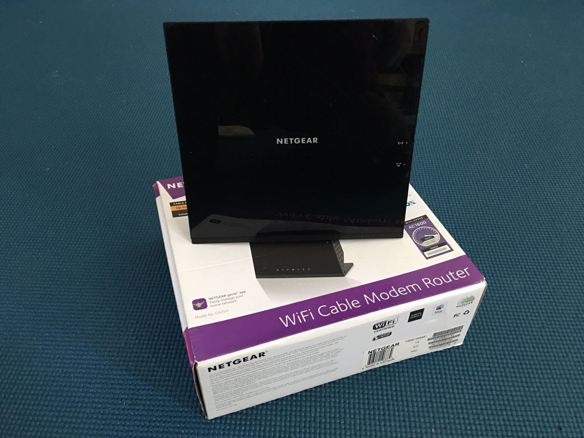 Netgear AC1600 WiFi Modem Router