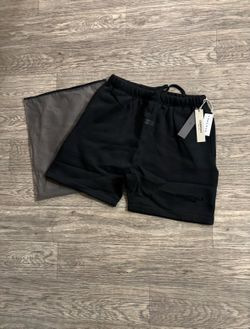 Black Essentials Shorts
