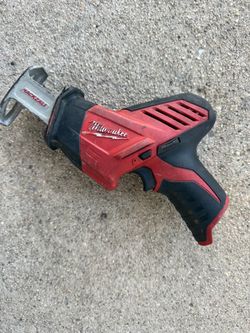 Milwaukee M12 HACKZALL Reciprocating Saw