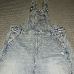 Women's plus size overalls 