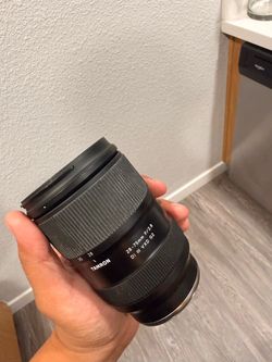 Tamron 28-75 F2.8 G2 Sony FE lens