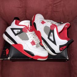 Jordan 4 Fire Red 2020 Size 10