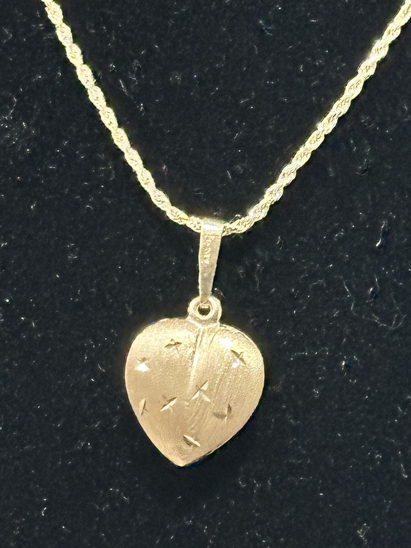 14k Yellow Gold Rope Chain An Heart Pendant 