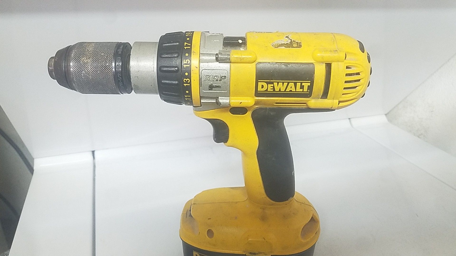 DeWalt 18V Drill