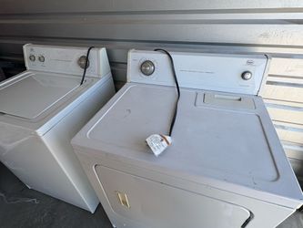 Suggested OfferUp title  Roper Heavy Duty Super Capacity Washer & Electric Dryer Set – Works Great