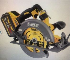 DEWALT FLEXVOLT 60V MAX Cordless Brushless 7-1/4 in. Sidewinder Style Circular Saw