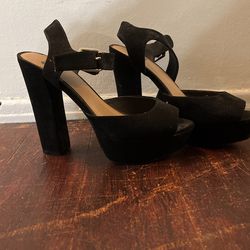 3 In Heels Size 8