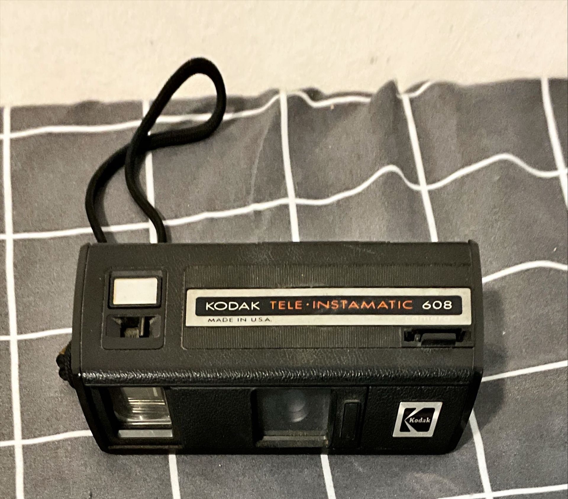 Kodak - Tele-Instamatic 608