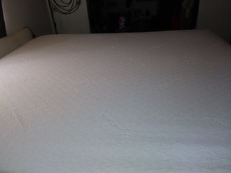 King tempurpedic mattress